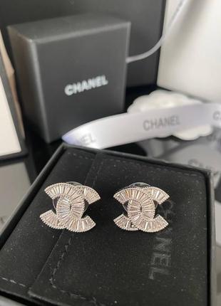 Брендовые серьги