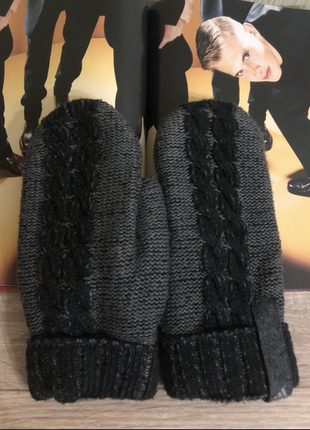 Нові, теплі подвійні актуальні рукавиці adidas, оригінал1 фото