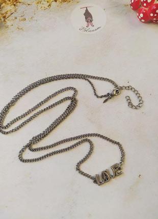 Довгий ланцюг хіппі стиль love