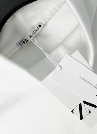 Свободный свитшот оверсайз плотного белого цвета с высоким воротником zara7 фото