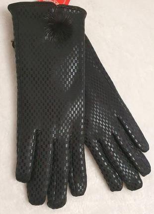 Стильные ,тёплые женские перчатки из лазерного трикотажа на меху .1 фото