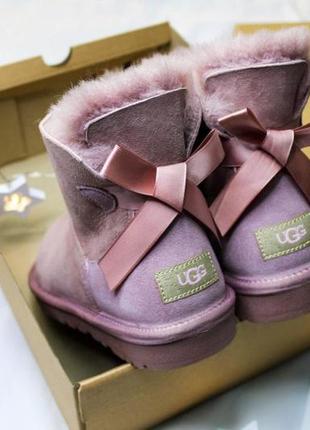 Жіночі ugg mini bailey bow ii boot pink / smb