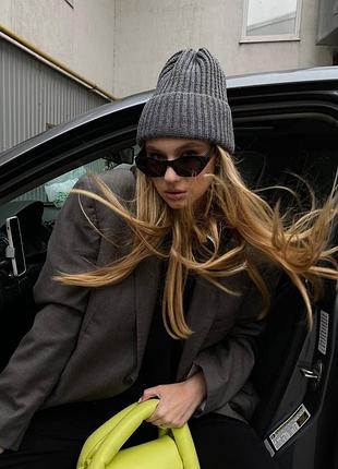 Шапка 3
