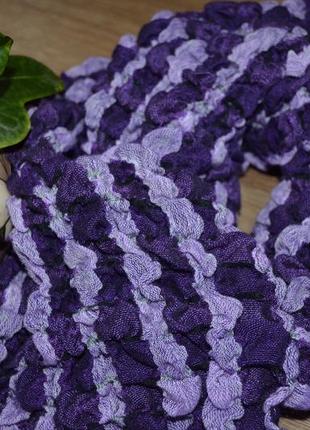 Осенне - зимний шарф , в фиолетово - сиреневый принт , мелкая драппировка3 фото