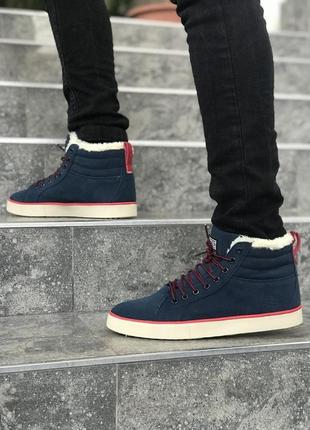 Зимові високі чоловічі кросівки adidas. натуральна замша та хутро. колір синій8 фото