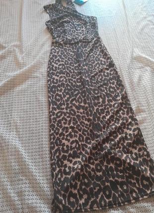 Оригинальное миди платье в леопардовый принт prettylittlething7 фото