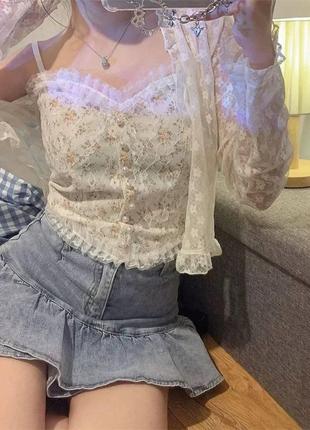 Топ топик кофточка кроп короткая ажурная ажурный короткий принт цветочки ажур кружево кружевная кружевной беж бежевый бежевая лямки бретельки