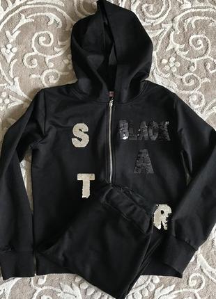 Спортивний крутий підлітковий костюм