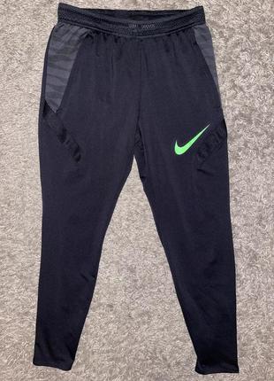 Штани nike sportswear slim fit, оригінал, розмір s