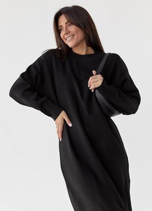 Тепла трикотажна сукня oversize