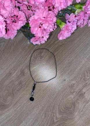 Прикраса на шию, цікава форма