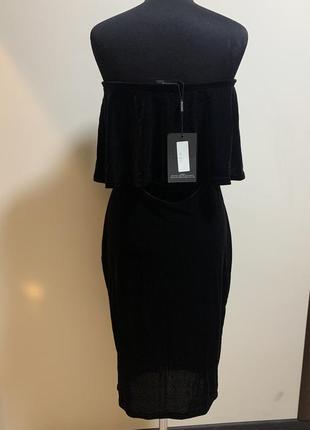 Чорна бархатна сукня-міді2 фото