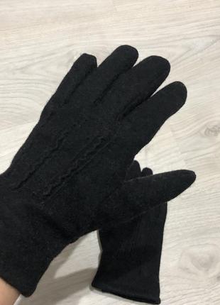 Жіночі зимові рукавички з хутряною підкладкою