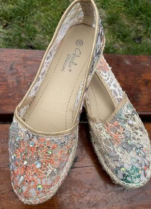 Еспадрілі жіночі