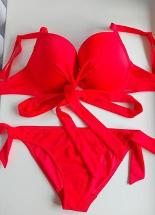 Яскравий неоновий купальник boux avenue