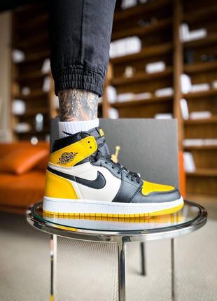 Кросівки nike air jordan 1 yellow/black6 фото