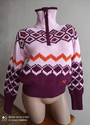 Дуже теплий напівшерстяний светр від норвезької фірми