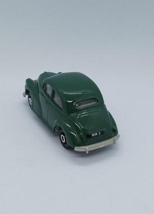 Машинка mm3 morris minor4 фото