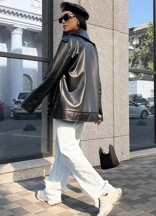 Жіноча стильна куртка дербі біла осінь весна 202-2023 кожзам екожа розмір s m l xl8 фото
