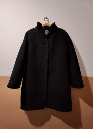 Стильное кашемировое пальто