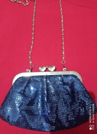 Нарядная красивая синяя сумочка на цепочке блестящая с пайєтками