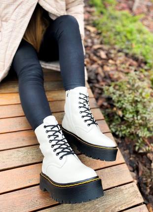 Зимние женские ботинки dr.martens jadon "white/black" premium (мех) 36-376 фото