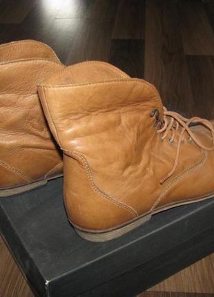 Ботинки кожаные kickers с узким носком3 фото