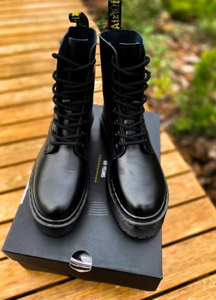 Зимние женские ботинки dr.martens jadon mono black premium (мех) 366 фото