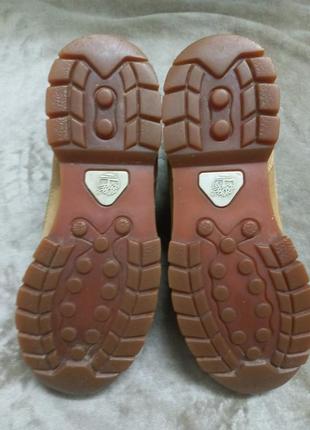 Ботинки фирменные кожа  жен. 38-38.5рtimberland индонезии9 фото