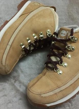 Ботинки фирменные кожа  жен. 38-38.5рtimberland индонезии