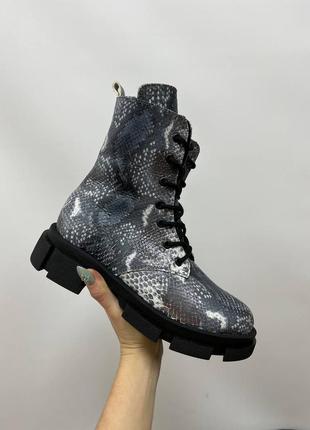 Черевики з ексклюзивної шкіри з тисненням колір на вибір2 фото