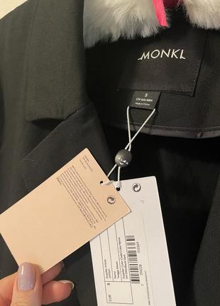 Двубортный черный оверсайз пиджак с двумя карманами monki стиль зара манго7 фото
