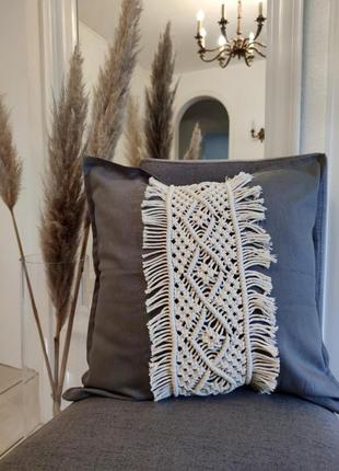 Подушка макраме