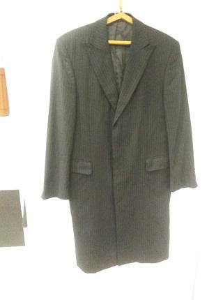 Пальто пиджак hugo boss 100%  шерсть