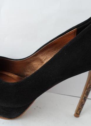 Туфли zara100% кожа очень красивые