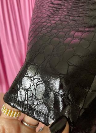 Лаковая эко кожа кожа кожаная юбка под крокодила с разрезом5 фото
