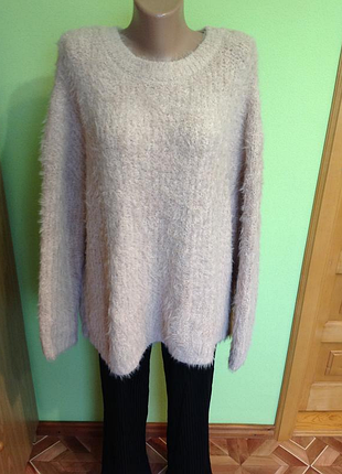 Теплий м'який светр нюдового кольору батал 18/20