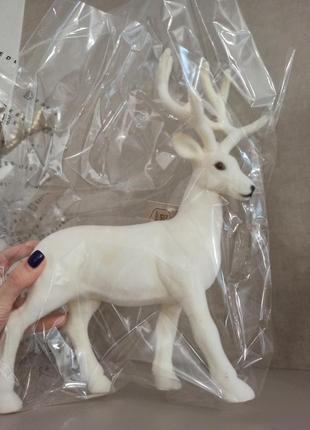 Олені декор новий рік білийна подарунок іграшка під ялинку