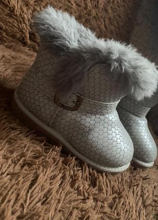 Зимові сапожки угги 2
