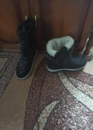 Зимові чоботи для дівчинки 36р