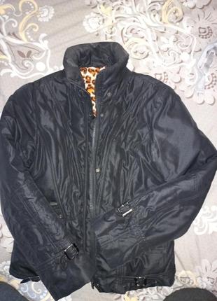 Тепла демисезонна куртка