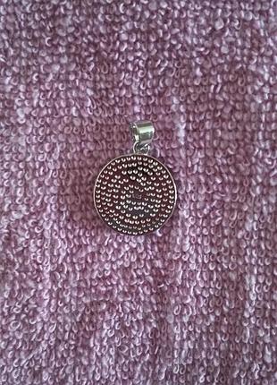 Красивий кулон 2