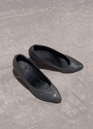 Шкіряні лодочки