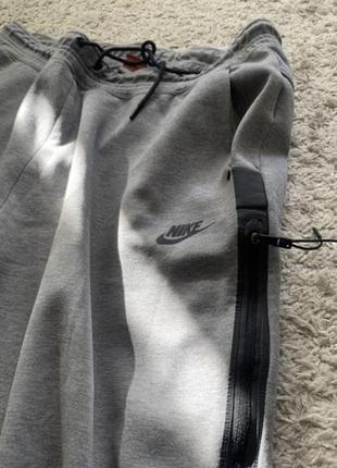 Спортивні штани nike tech fleece2 фото