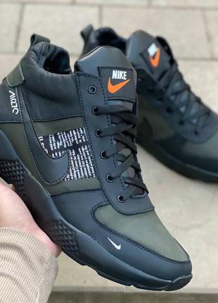 Шкіряні зимові теплі кросівки
nike air 270 black2 фото