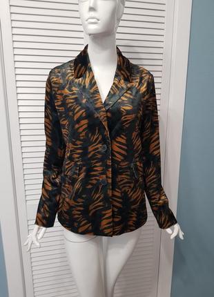 Стильний оксаситовий жакет catwalk