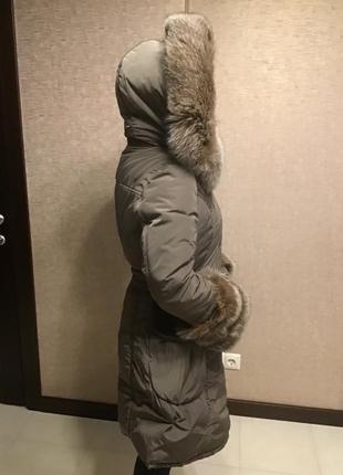Пальто женское зимнее с натуральным мехом1 фото