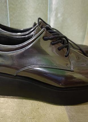 Женские туфли  sixty seven