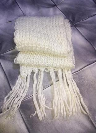 Белый вязанный шарф1 фото