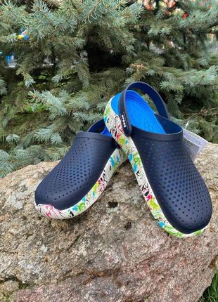 Crocs literide clog navy white кроксы мужские сабо синие цветная подошва кляксы